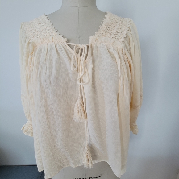 live and let live Tops - Live and Let Live Cream Boho Blouse Size S